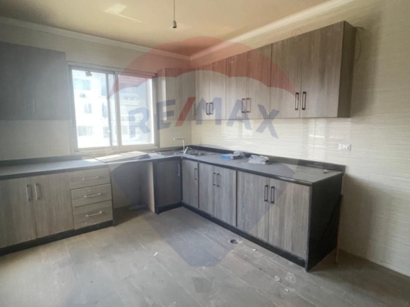 R9-2257 Apartment 220m for rent in Boulevard - Tripoli — Photo 2 of 8