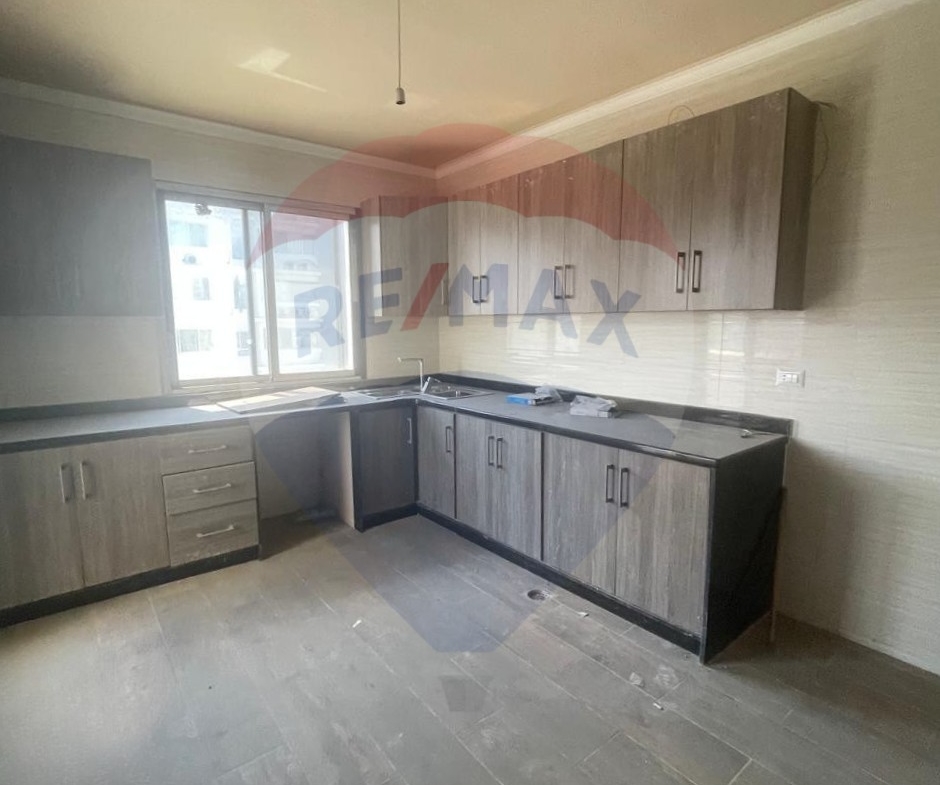 R9-2257 Apartment 220m for rent in Boulevard - Tripoli — Photo 2 of 8