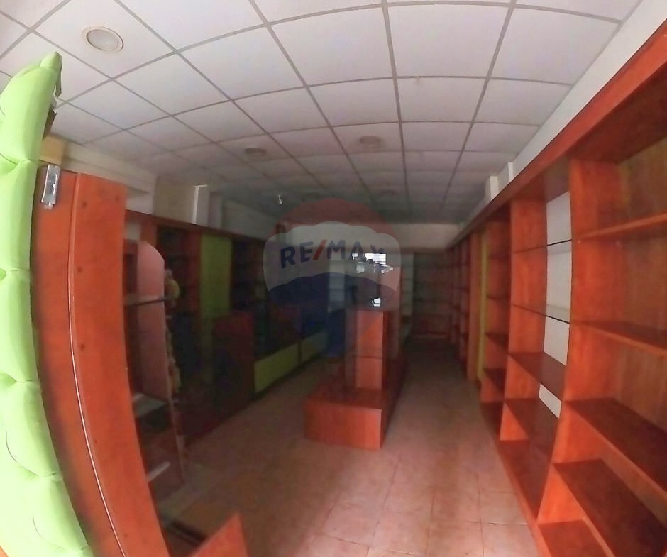R9-2216 Shop 32m for rent in Thaqafa Street - Tripoli — الصورة 2 من 3