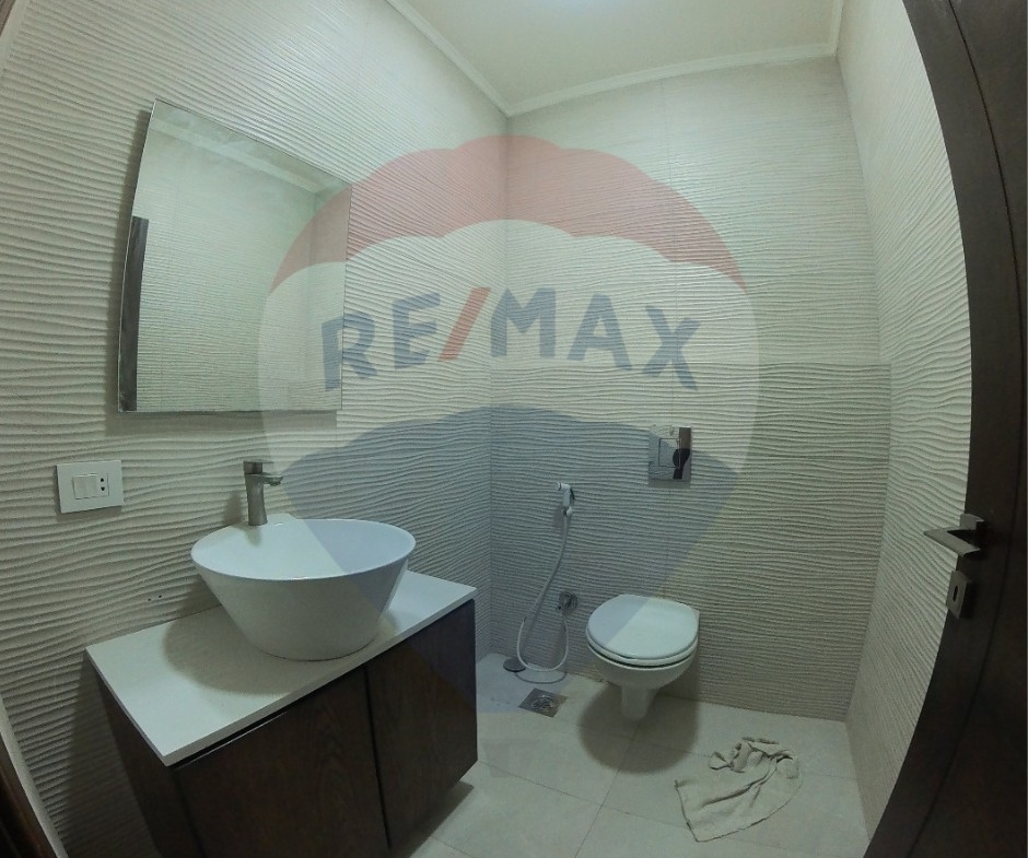 R9-2251 Triplex 381m for sale in Balamand - Koura — الصورة 20 من 22
