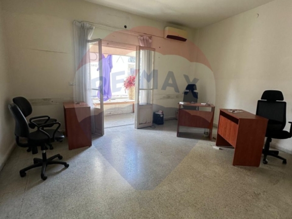 R9-2244 Apartment 220m for sale in Jemayzet Street - Tripoli — Photo 4 of 6