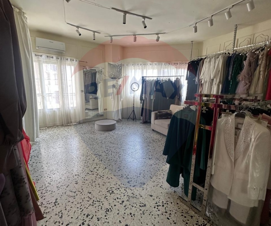 R9-2244 Apartment 220m for sale in Jemayzet Street - Tripoli — Photo 5 of 6