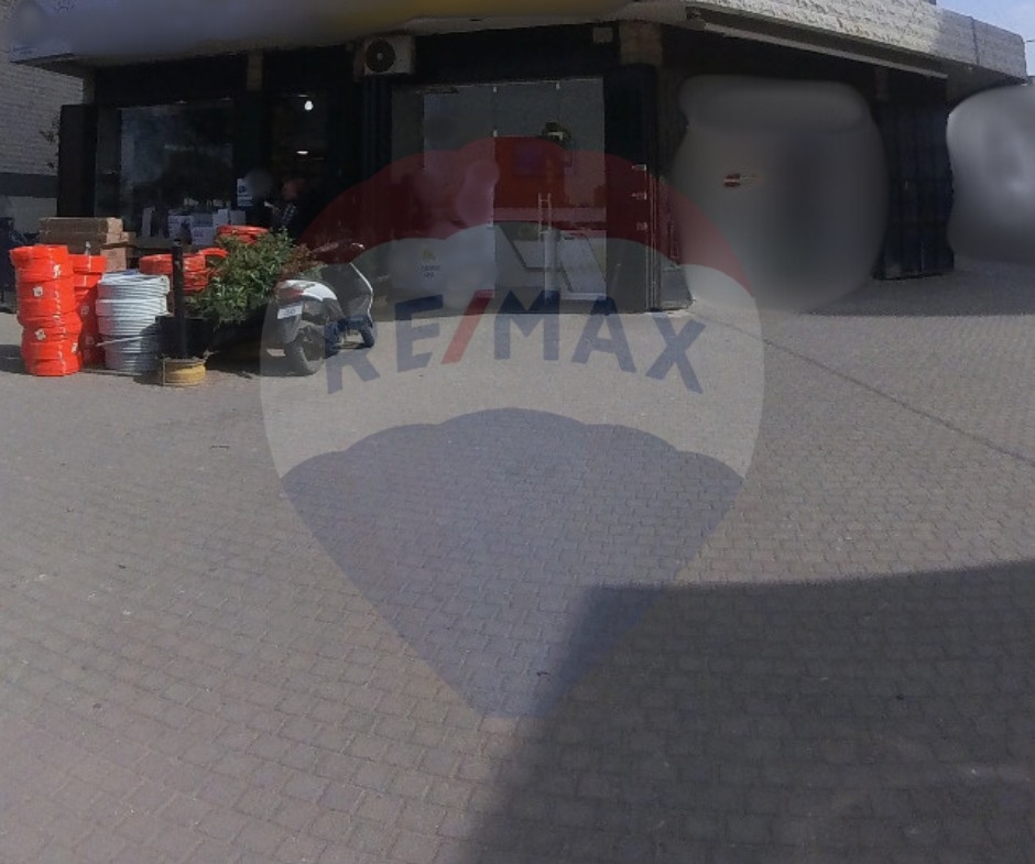 R9-2245 Showroom 300m for sale in Basatin - Tripoli — الصورة 6 من 6