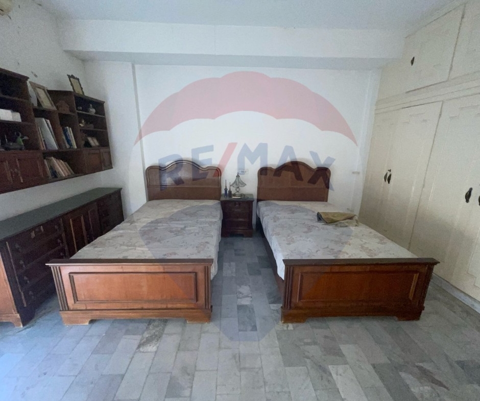 R9-2213 Apartment 300m for sale in Dar El Tawlīd - Tripoli — Photo 5 of 8