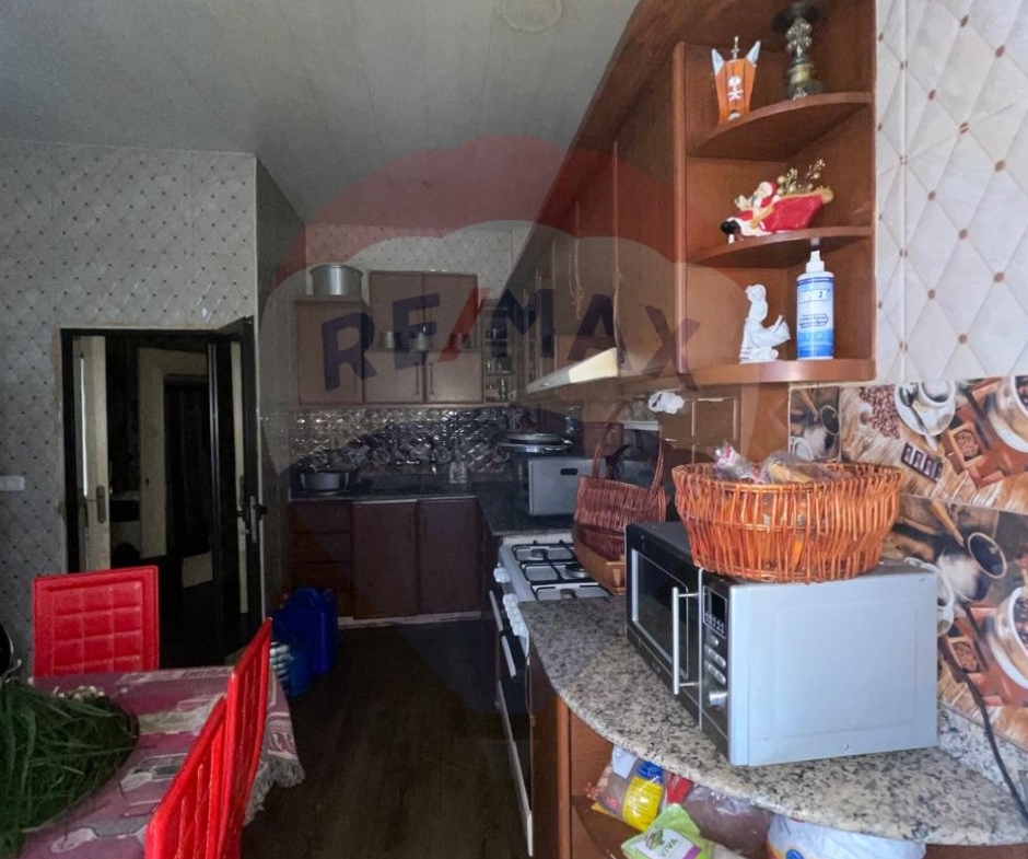 R9-2275 Apartment 300m for sale in Abu Samra - Tripoli — الصورة 7 من 11