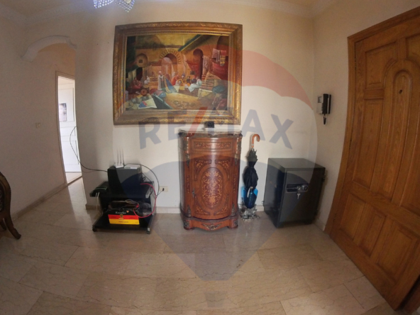 R9-2214 Apartment 170m for rent in Dam Wel Farez - Tripoli 32 Street — الصورة 3 من 11
