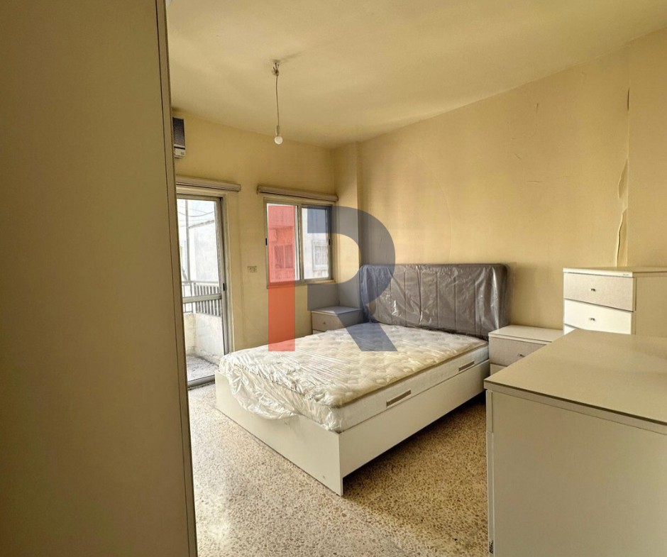 R9-2337 Newly Renovated Apartment for Sale in Azmi - Tripoli — الصورة 4 من 4