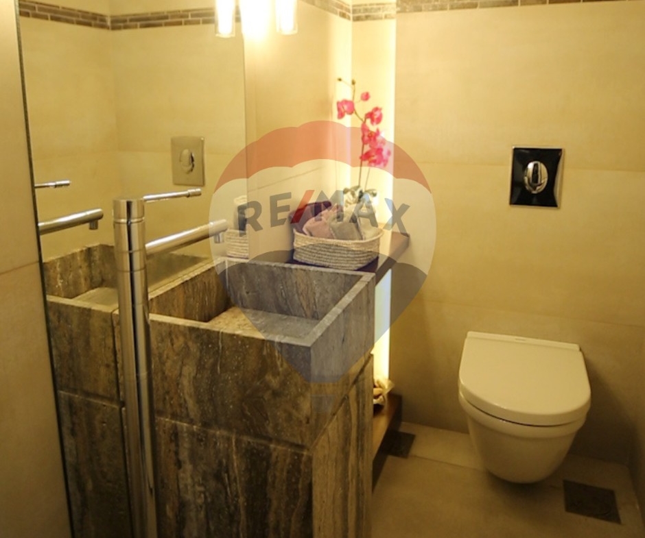R9-2344 Luxurious 210 sqm Apartment for Sale in Maarad - Tripoli — الصورة 19 من 21