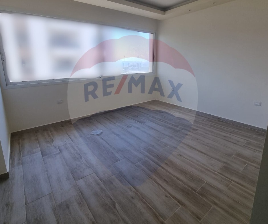 R9-2306 Apartment 160m for Sale in Dam w Farez – Tripoli with Sea View — Photo 7 of 12