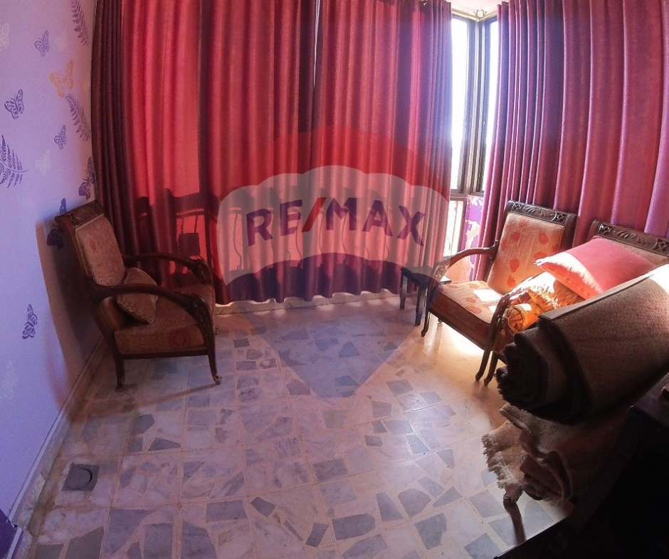 R9-2346 Apartment for sale in Zahrieh Tripoli — الصورة 2 من 9