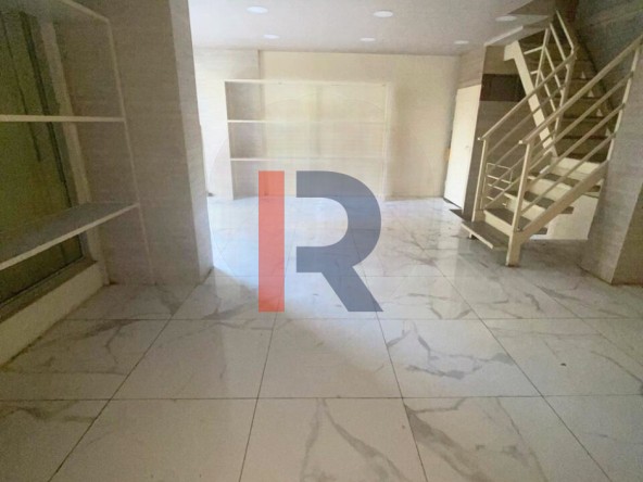 R9-2385 Shop 200m² for Rent in Mitein Street – Tripoli — الصورة 2 من 6