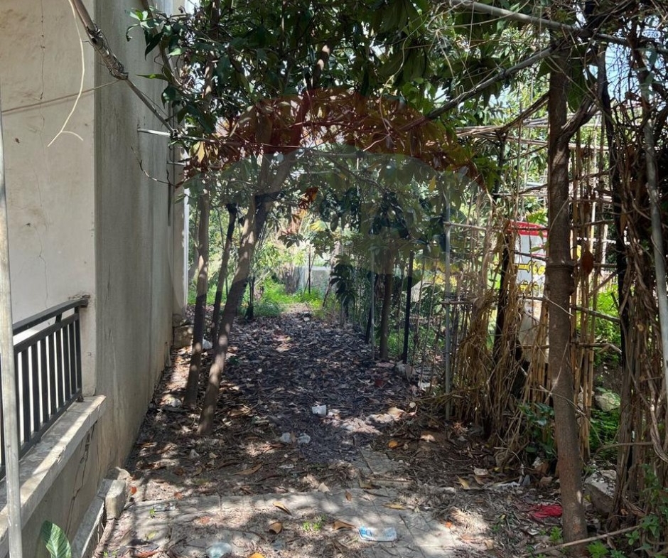 R9-2328 Land 1500m² with Building 420m² for Sale in Bhamdoun Minieh — Photo 3 of 3