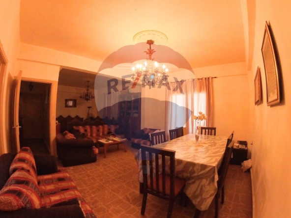 R9-2353 Apartment for Sale in Mina – Port Said Street — الصورة 3 من 9