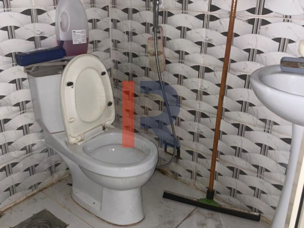 R9-2385 Shop 200m² for Rent in Mitein Street – Tripoli — الصورة 3 من 6