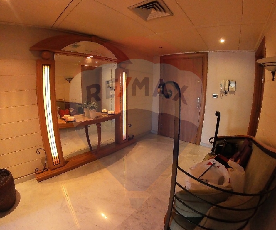 R9-2334 Apartment 210m² for Sale in Maarad – Tripoli — Photo 3 of 13