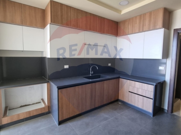 R9-2307 Apartment 160m for Sale in Dam w Farez – Tripoli with Sea View — الصورة 4 من 9