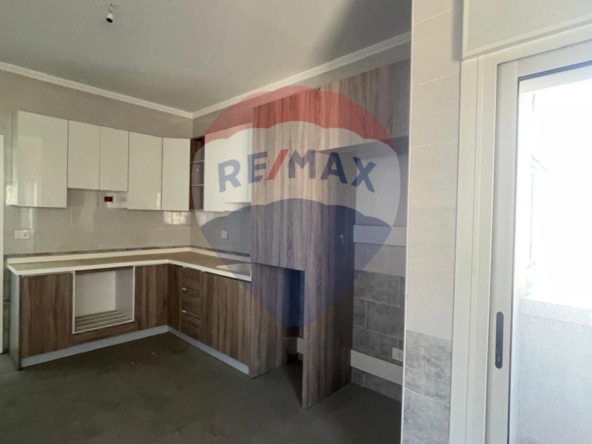 R9-2347 Apartment 200m² for Sale in Monla – Tripoli — Photo 4 of 9