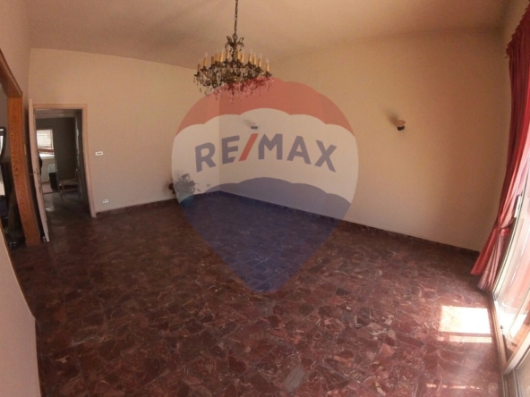 R9-2354 Apartment for Sale in Jemayzet – Tripoli — الصورة 4 من 14