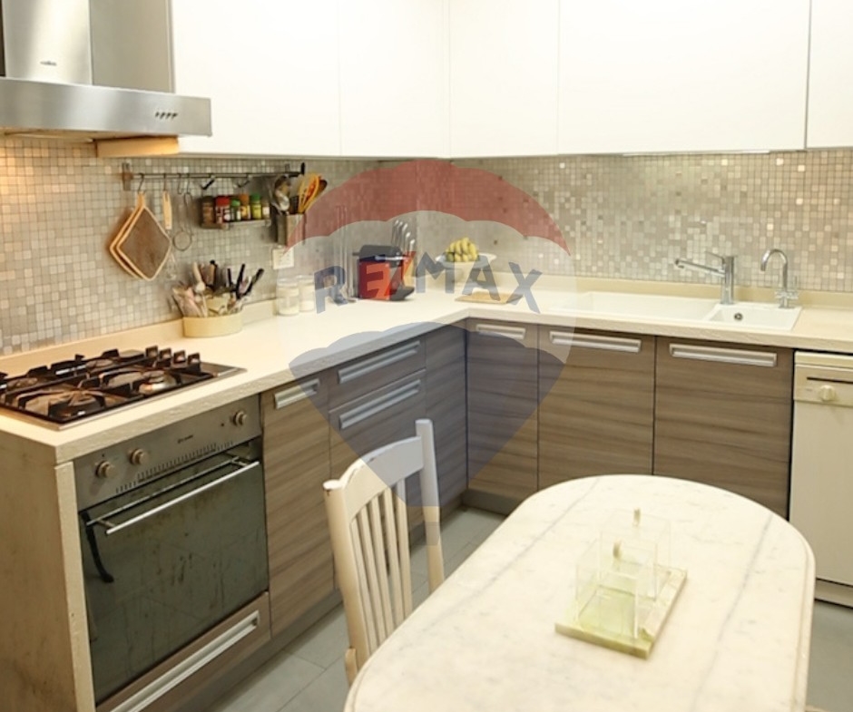 R9-2344 Luxurious 210 sqm Apartment for Sale in Maarad - Tripoli — الصورة 11 من 21