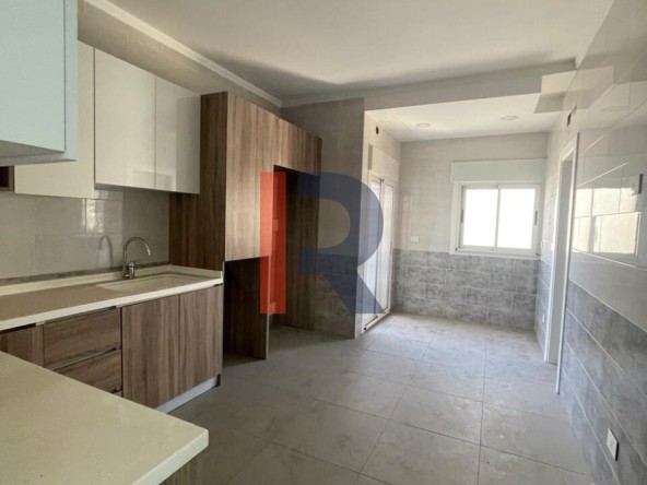 R9-2347 Apartment 200m² for Sale in Monla – Tripoli — Photo 5 of 9