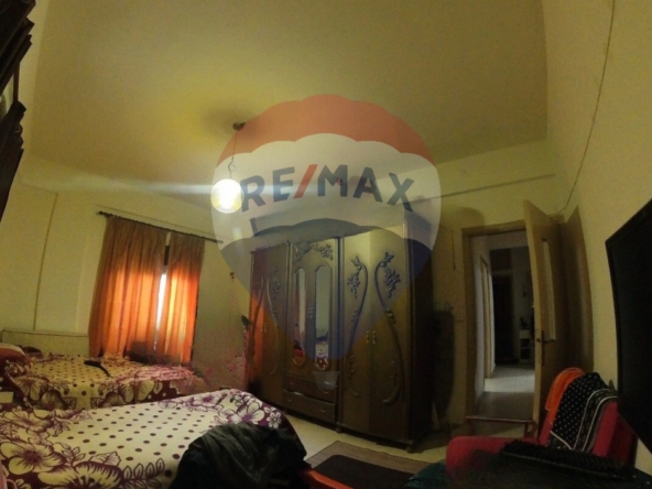 R9-2353 Apartment for Sale in Mina – Port Said Street — الصورة 5 من 9