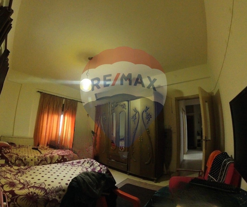 R9-2353 Apartment for Sale in Mina – Port Said Street — الصورة 5 من 9