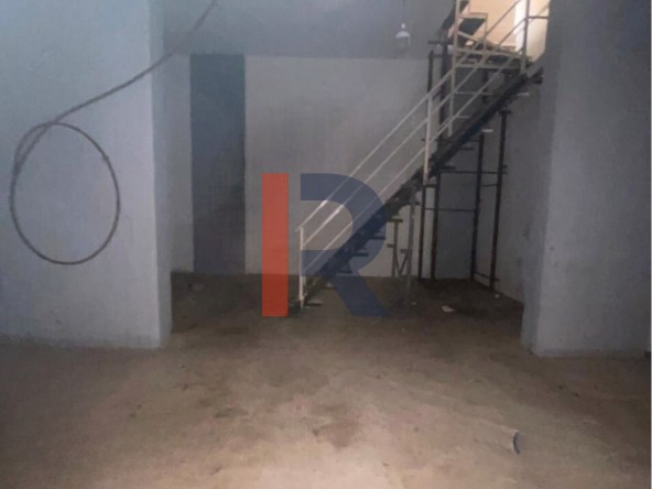 R9-2385 Shop 200m² for Rent in Mitein Street – Tripoli — الصورة 5 من 6