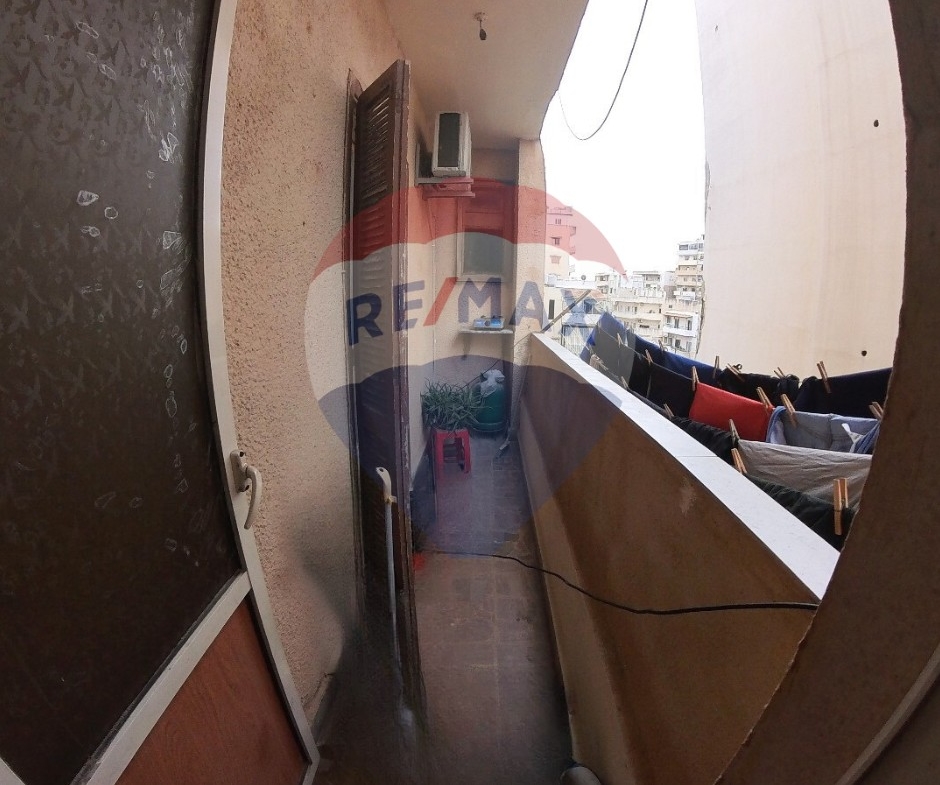 R9-2353 Apartment for Sale in Mina – Port Said Street — الصورة 7 من 9
