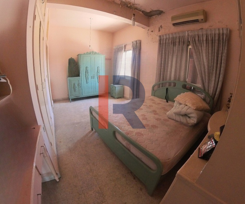 R9-2354 Apartment for Sale in Jemayzet – Tripoli — الصورة 7 من 14