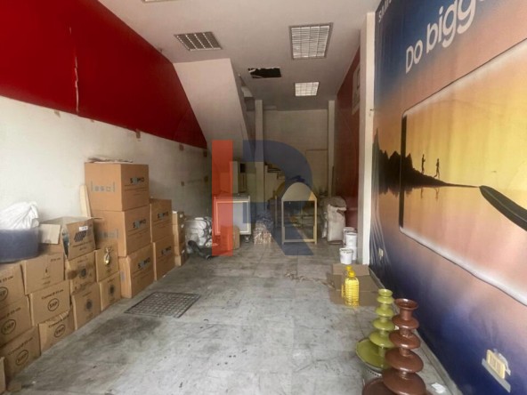 R9-2356 Shop 98m for Sale in Tal – Tripoli — الصورة 5 من 7