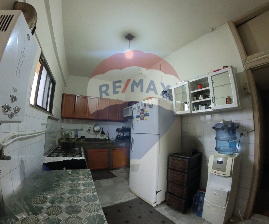 R9-2353 Apartment for Sale in Mina – Port Said Street — الصورة 8 من 9