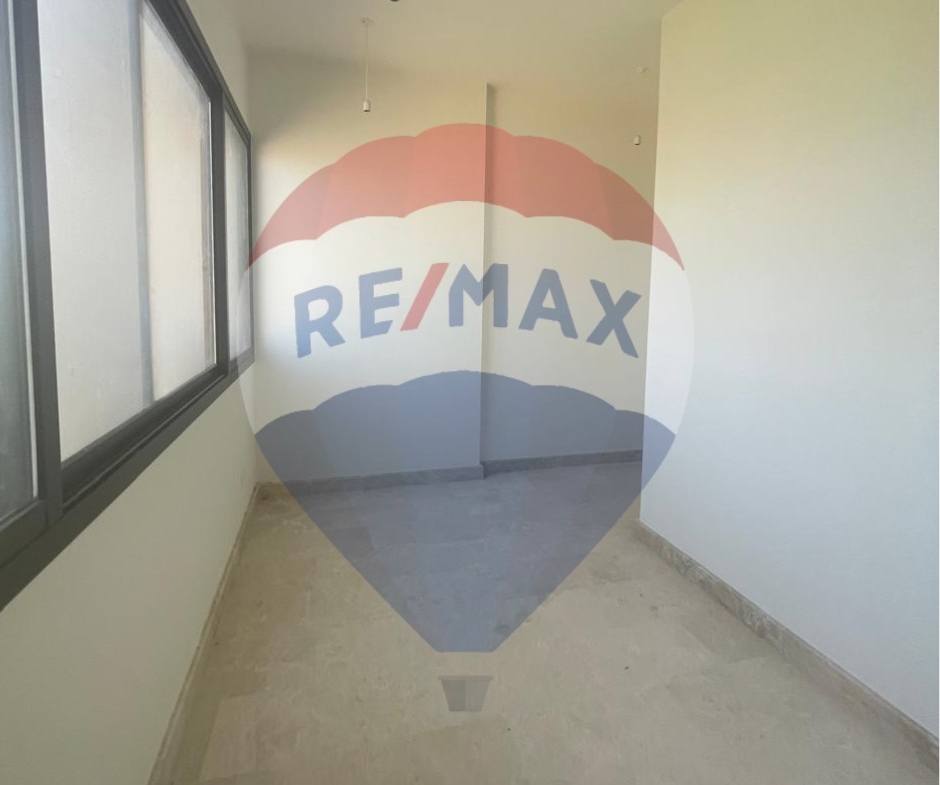 R9-2432 Apartment 200m for sale in Nakhleh – Koura — الصورة 2 من 9