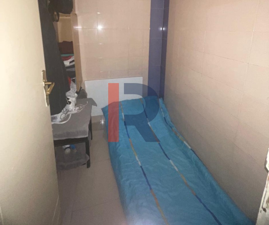R9-2438 Apartment 210m + 70m Terrace for Sale in Jamil Adra – Tripoli — الصورة 3 من 12