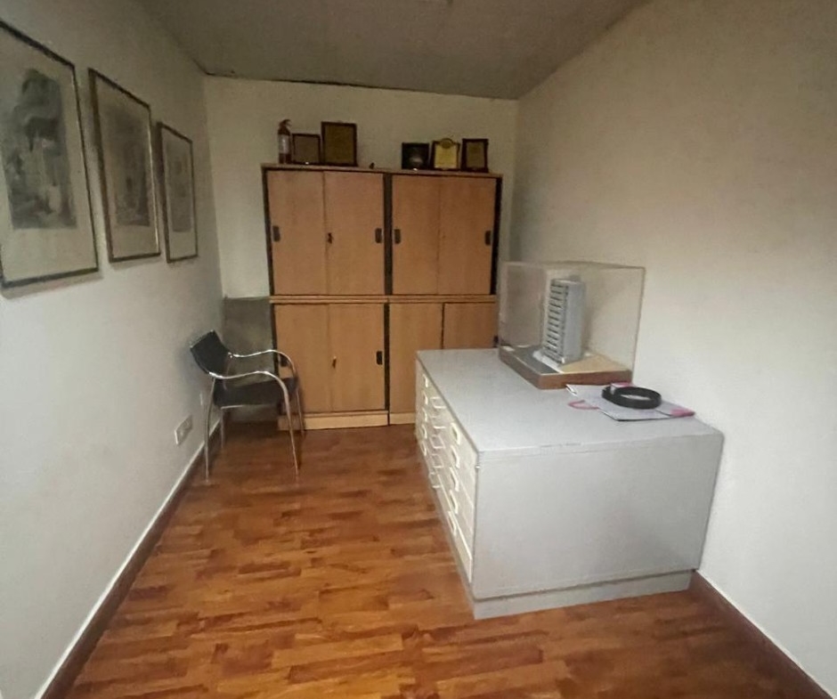 R9-2411 Office for Sale 167m in Azmi – Tripoli — الصورة 3 من 6