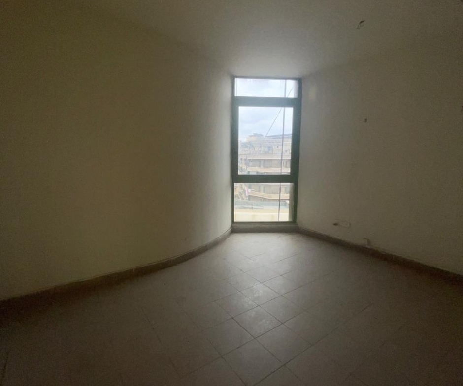 R9-2409 Office for Sale 155m in Azmi – Tripoli — الصورة 5 من 7