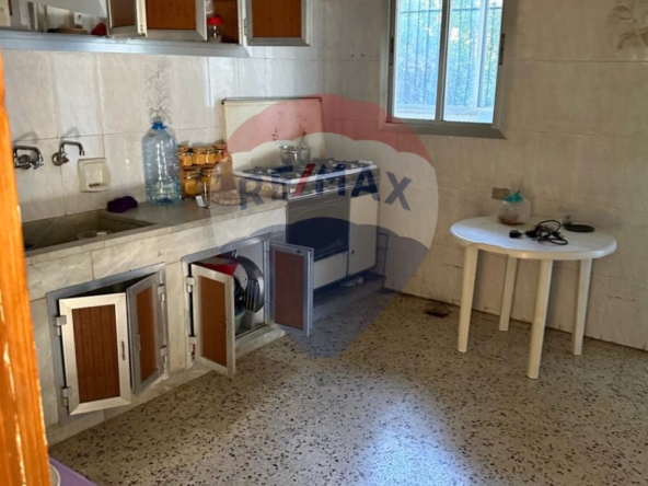 R9-2393 Apartment 170m for rent in Syr Danniyeh — Photo 2 of 7