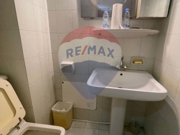 R9-2411 Office for Sale 167m in Azmi – Tripoli — الصورة 2 من 6