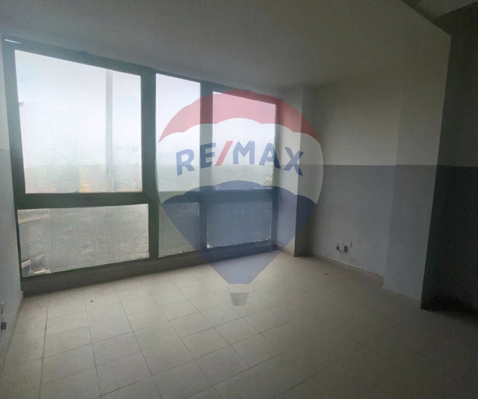 R9-2409 Office for Sale 155m in Azmi – Tripoli — الصورة 6 من 7