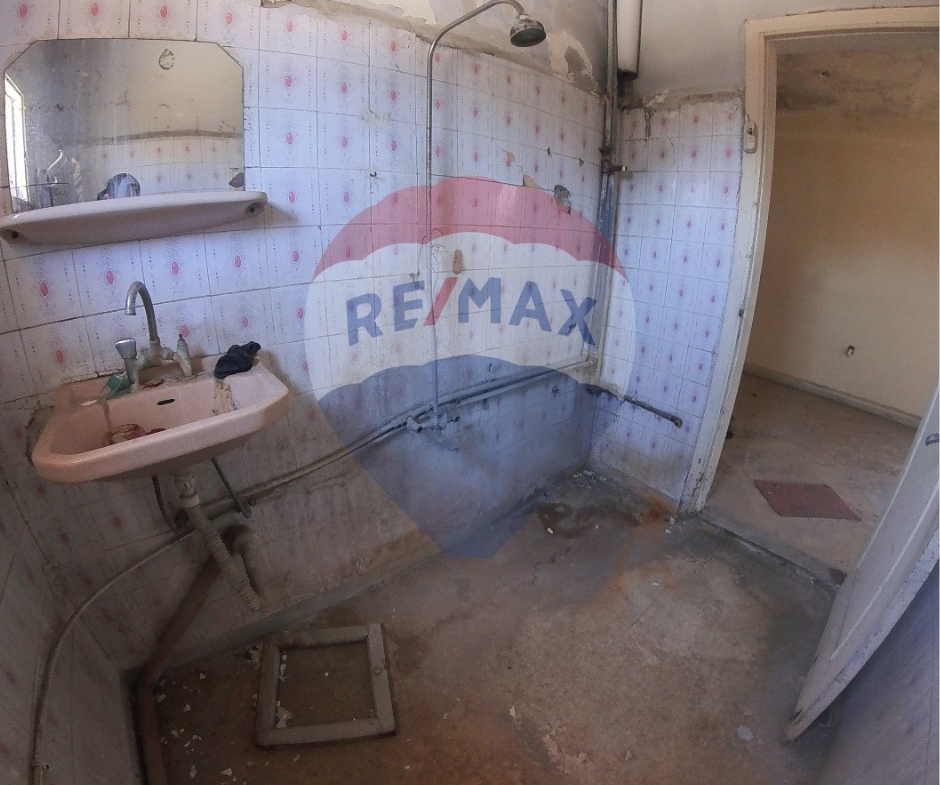 R9-2389 Apartment 120m for sale in Zahriyeh – Tripoli — الصورة 6 من 7