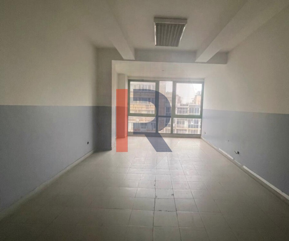R9-2407 Office for Sale 145m in Azmi – Tripoli — Photo 7 of 12