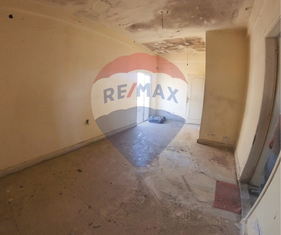 R9-2389 Apartment 120m for sale in Zahriyeh – Tripoli — الصورة 7 من 7