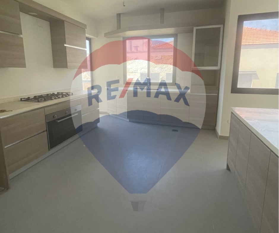 R9-2432 Apartment 200m for sale in Nakhleh – Koura — الصورة 8 من 9