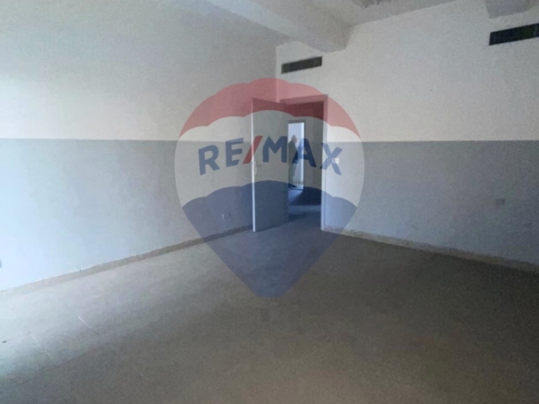 R9-2406 Office 145m for rent in Azmi – Tripoli — Photo 4 of 7