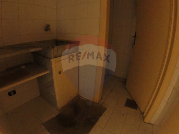 R9-2514 Office for Rent in Masaref Street – Tripoli — Photo 5 of 6