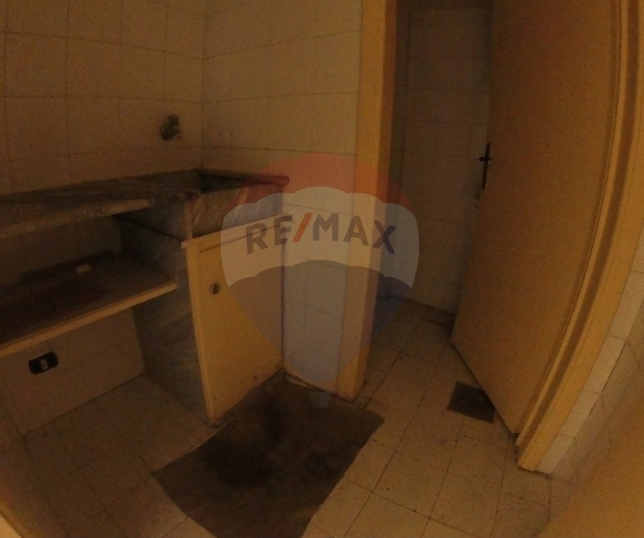 R9-2514 Office for Rent in Masaref Street – Tripoli — Photo 5 of 6