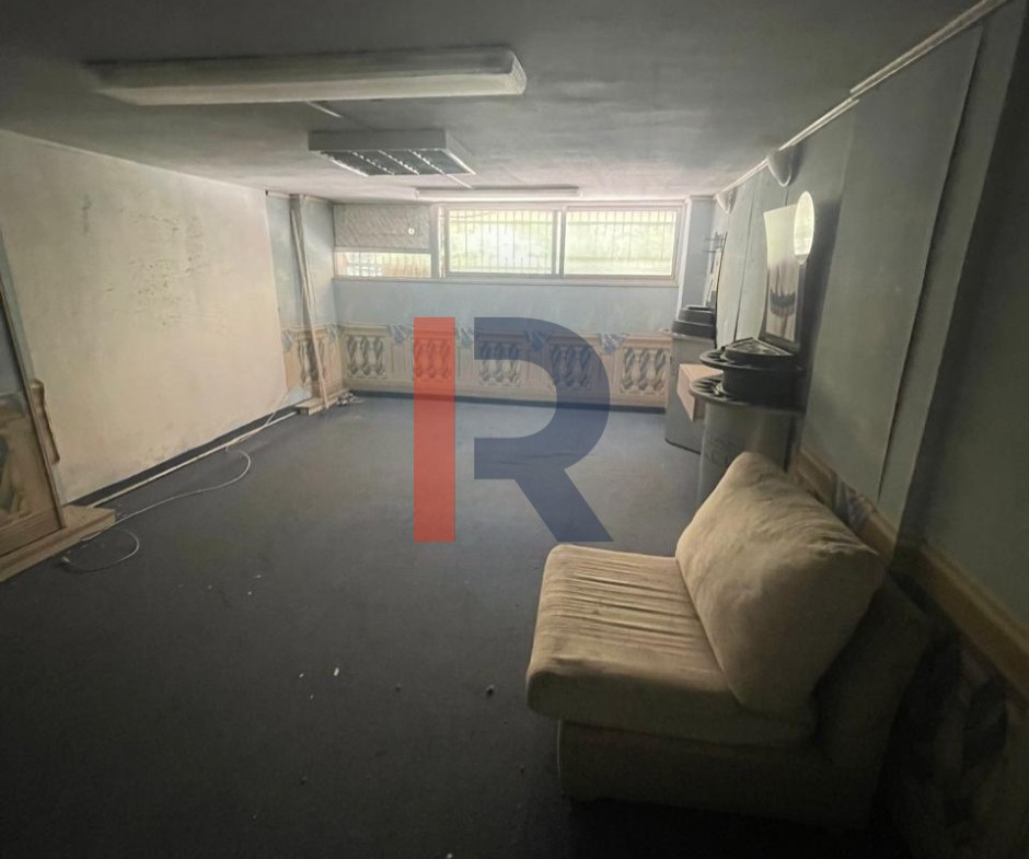 R9-2470 Shop 60m for Sale in Dar Tawlid – Tripoli — الصورة 2 من 4