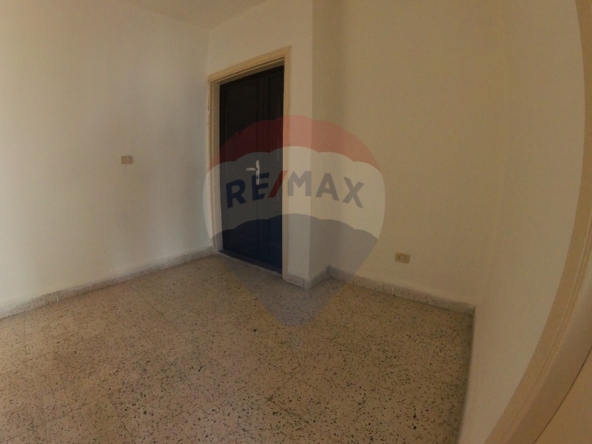 R9-2486 Apartment 120m for Sale in Zahriyeh – Tripoli — الصورة 2 من 9