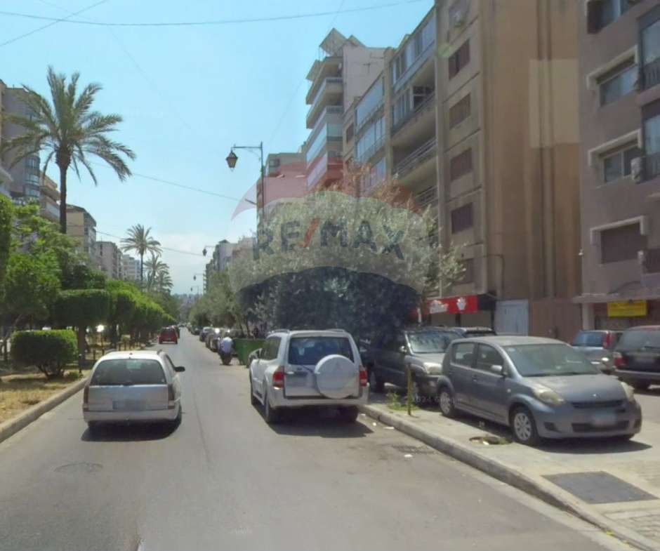 R9-2508 Showroom 500m for Rent in Mina Road – Tripoli — Photo 2 of 3