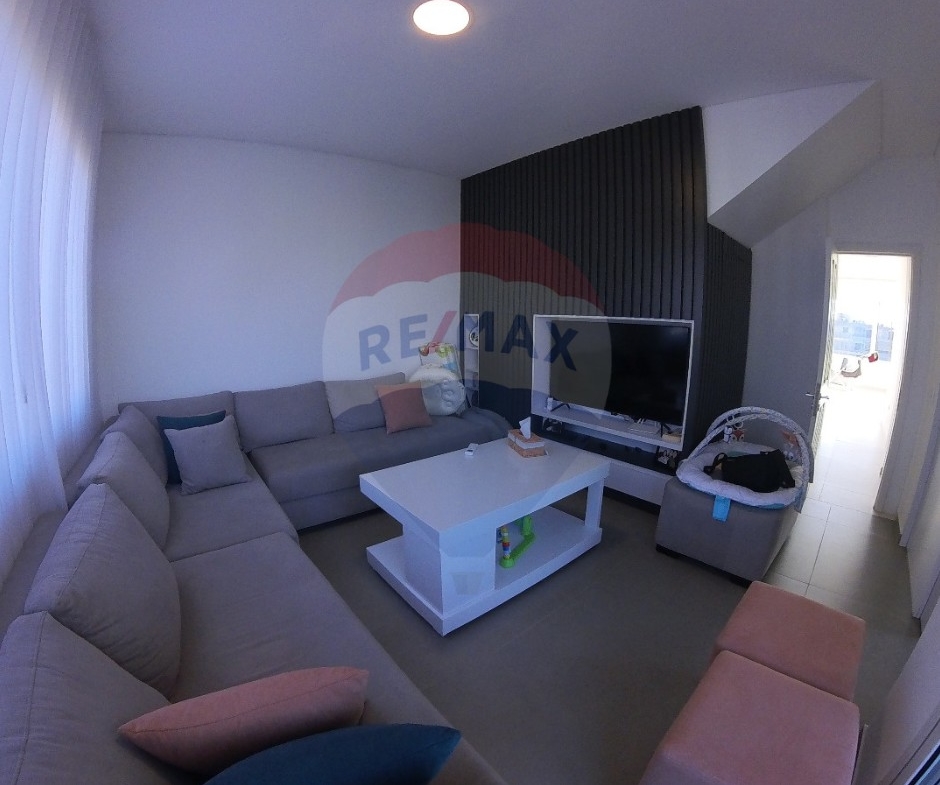 R9-2445 Duplex 210m for Sale in Bsarma — الصورة 2 من 17