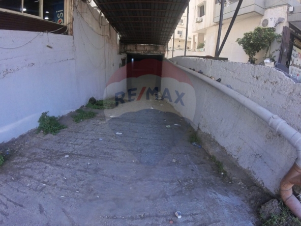 R9-2460 Warehouse 1100m for Sale in Condor Street – Tripoli — الصورة 3 من 7